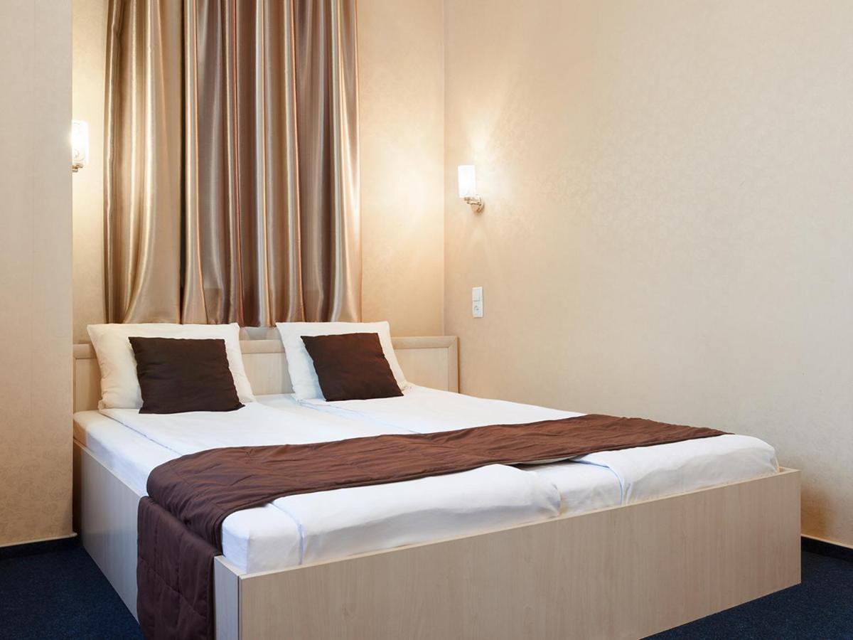 Apart Hotel Asotel Charków Zewnętrze zdjęcie