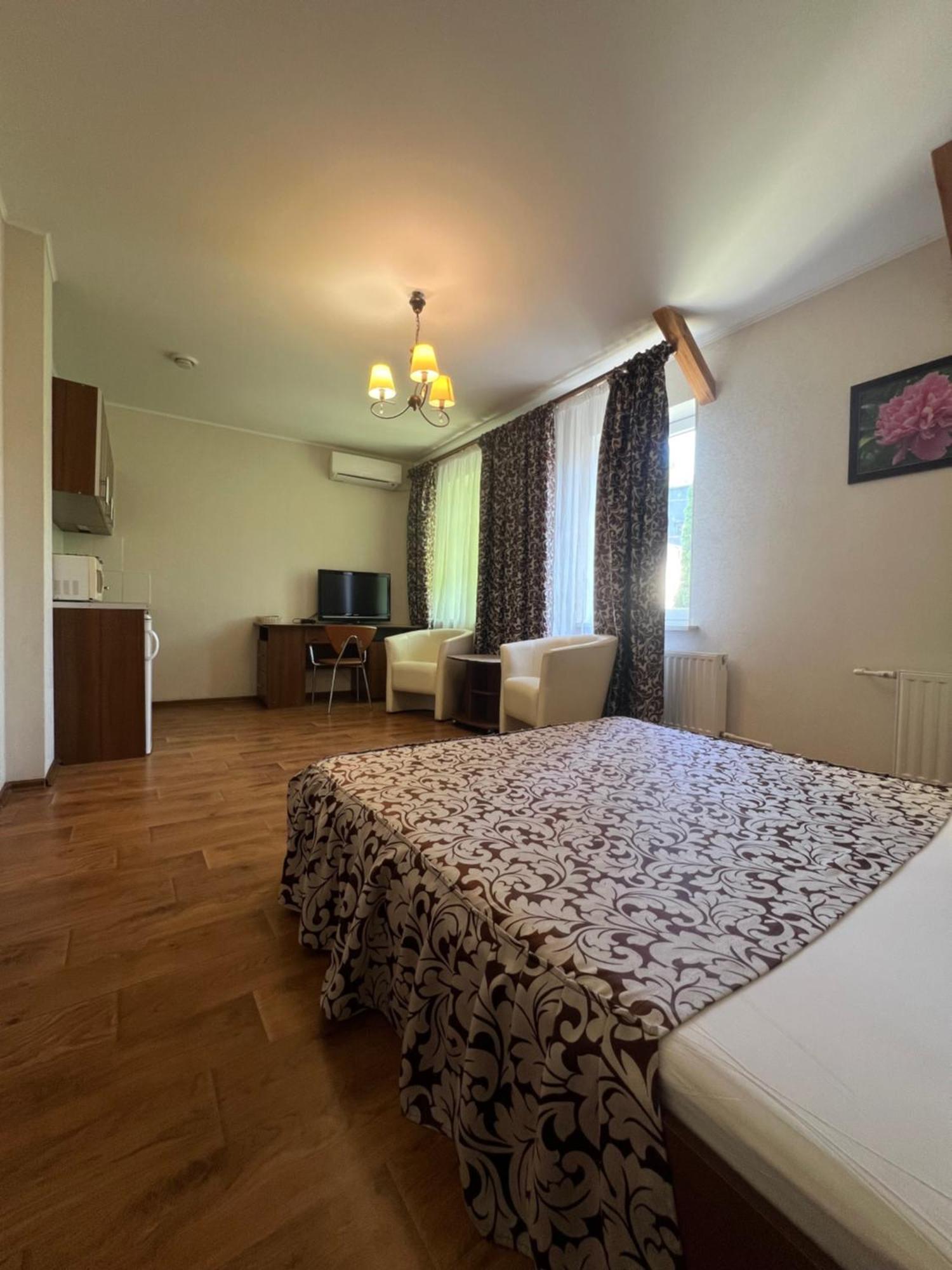 Apart Hotel Asotel Charków Zewnętrze zdjęcie