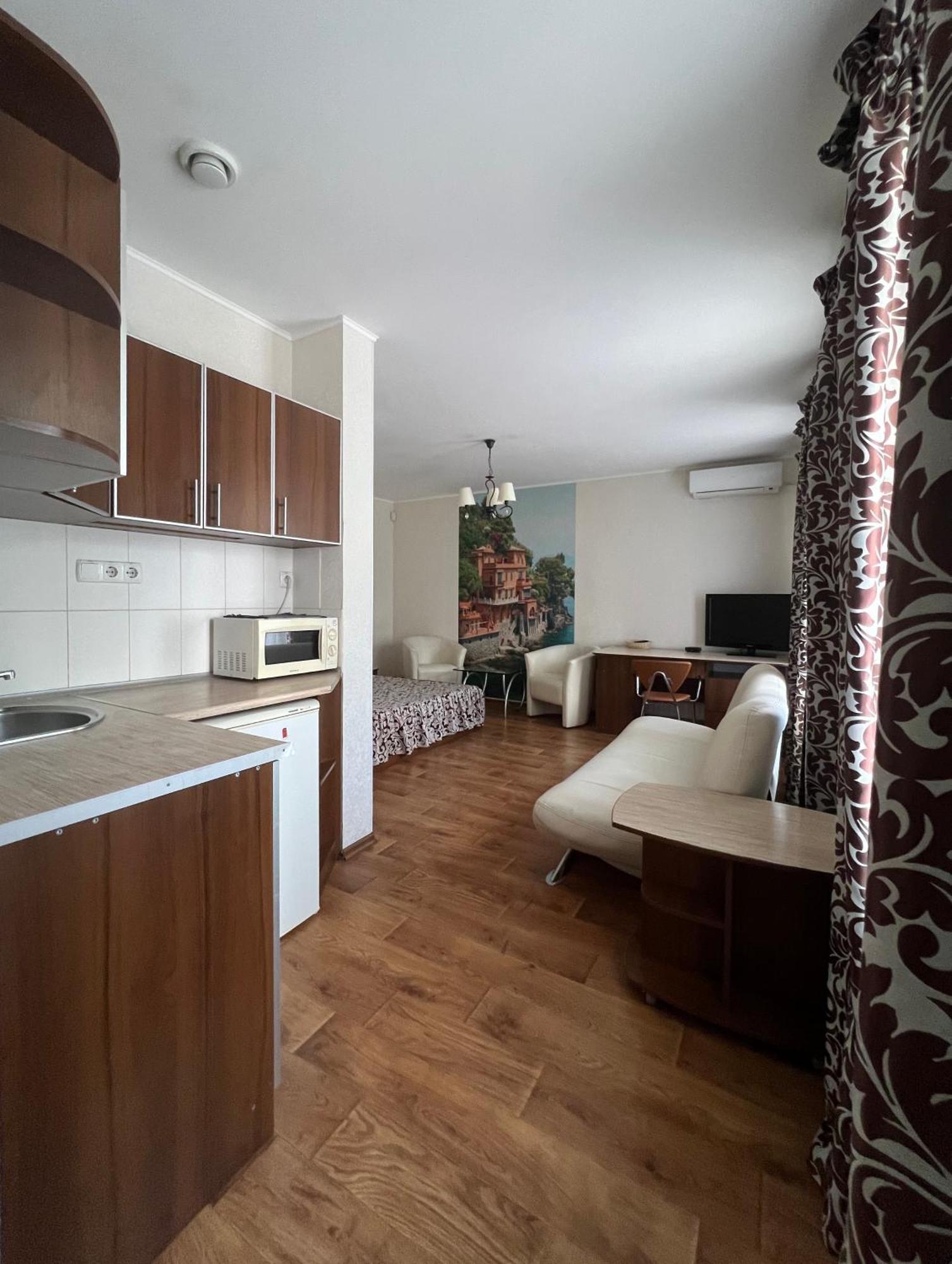 Apart Hotel Asotel Charków Zewnętrze zdjęcie