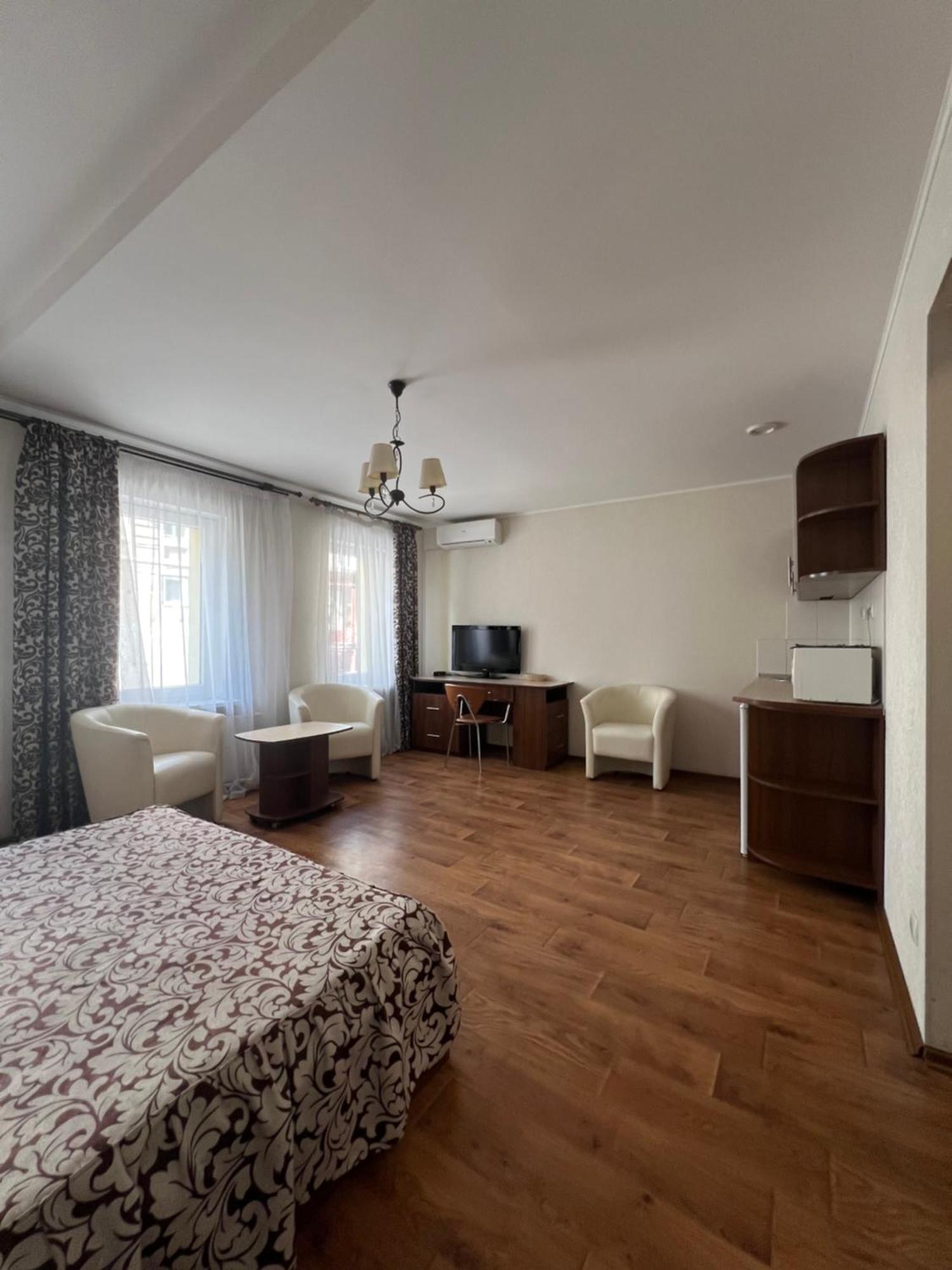 Apart Hotel Asotel Charków Zewnętrze zdjęcie