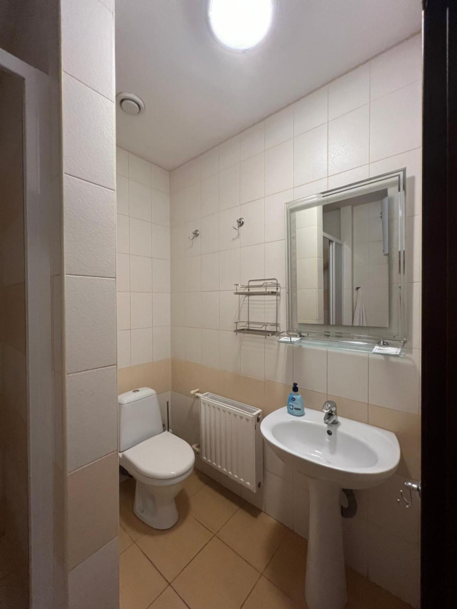 Apart Hotel Asotel Charków Zewnętrze zdjęcie