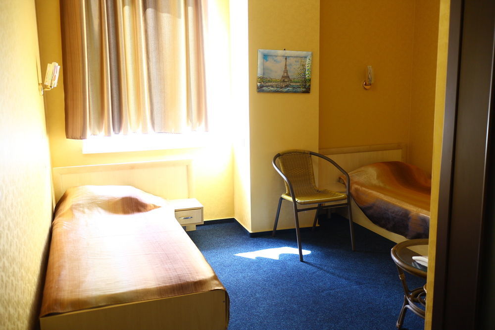 Apart Hotel Asotel Charków Zewnętrze zdjęcie