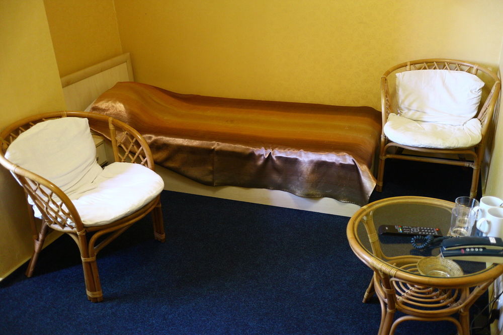 Apart Hotel Asotel Charków Zewnętrze zdjęcie