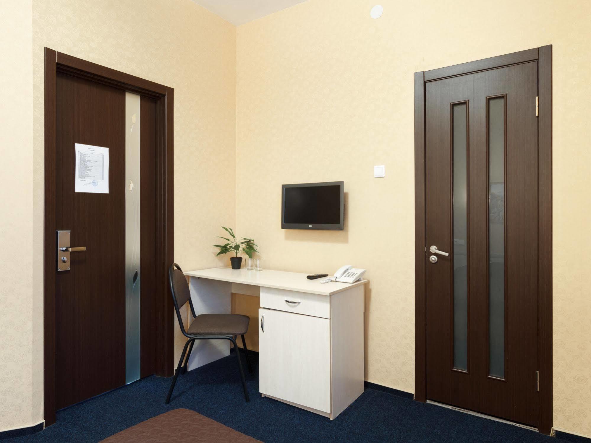 Apart Hotel Asotel Charków Zewnętrze zdjęcie